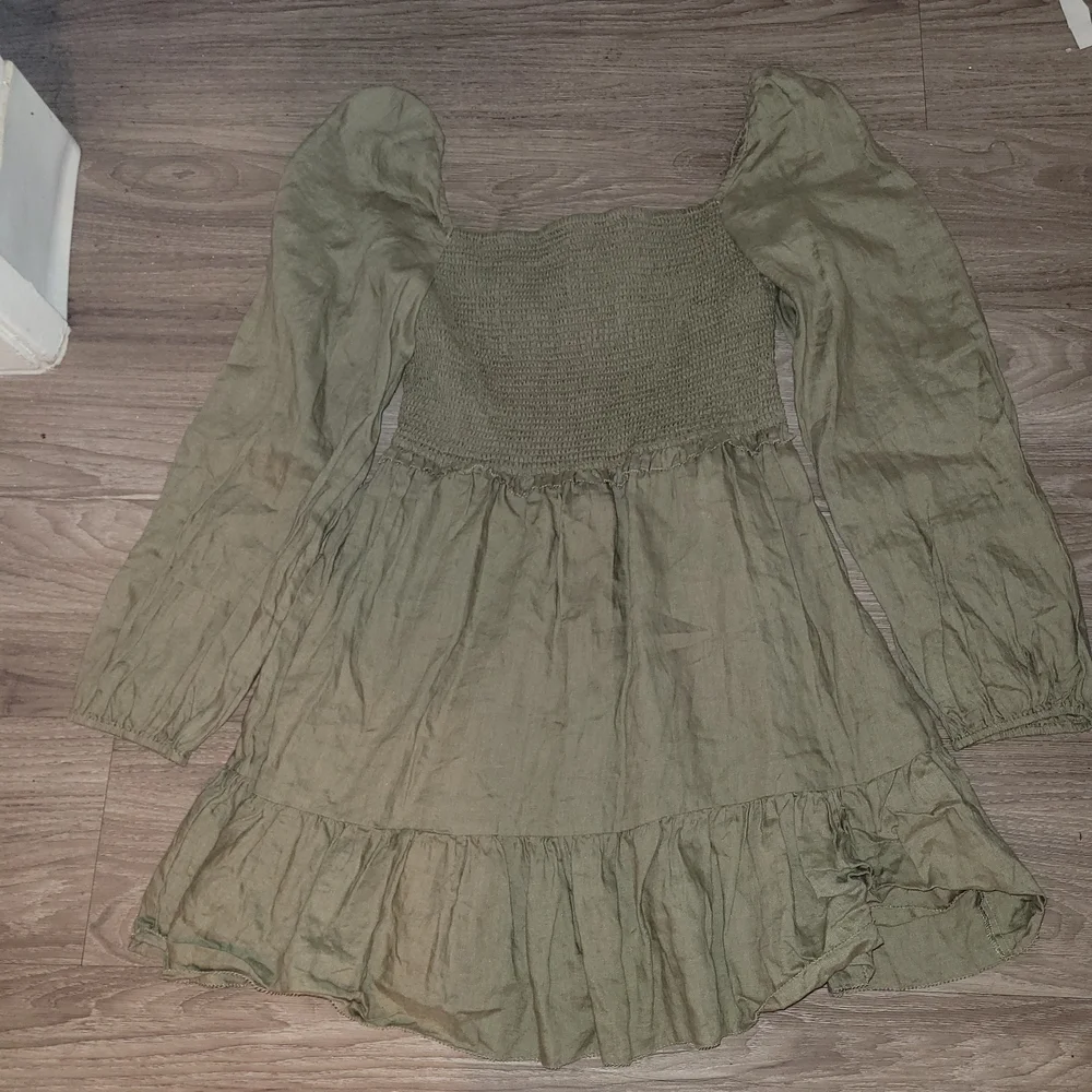 Quince Olive Boho Green Long Sleeved Smocked Dress - Picture 7 of 7